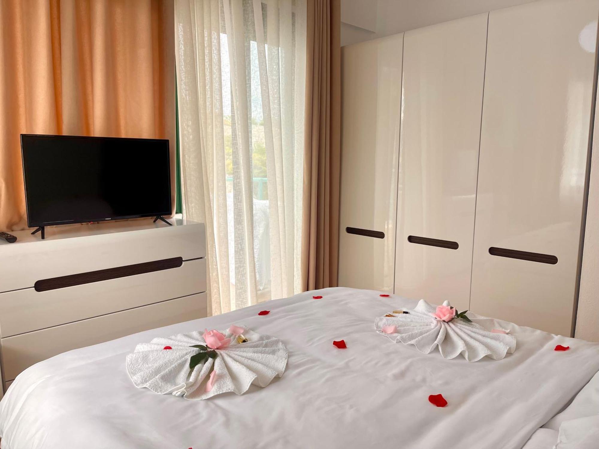 Onde Del Mare Apartment Sarande Exterior photo